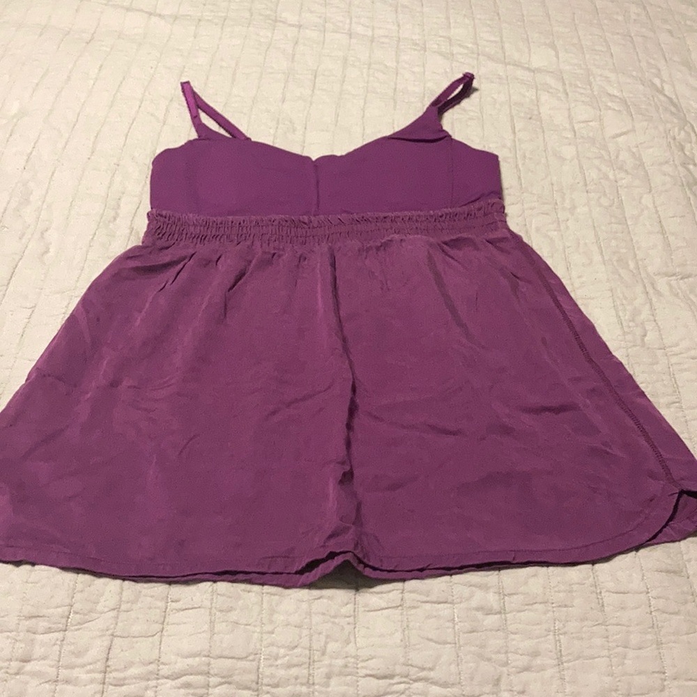 Lululemon tank with shelf bra